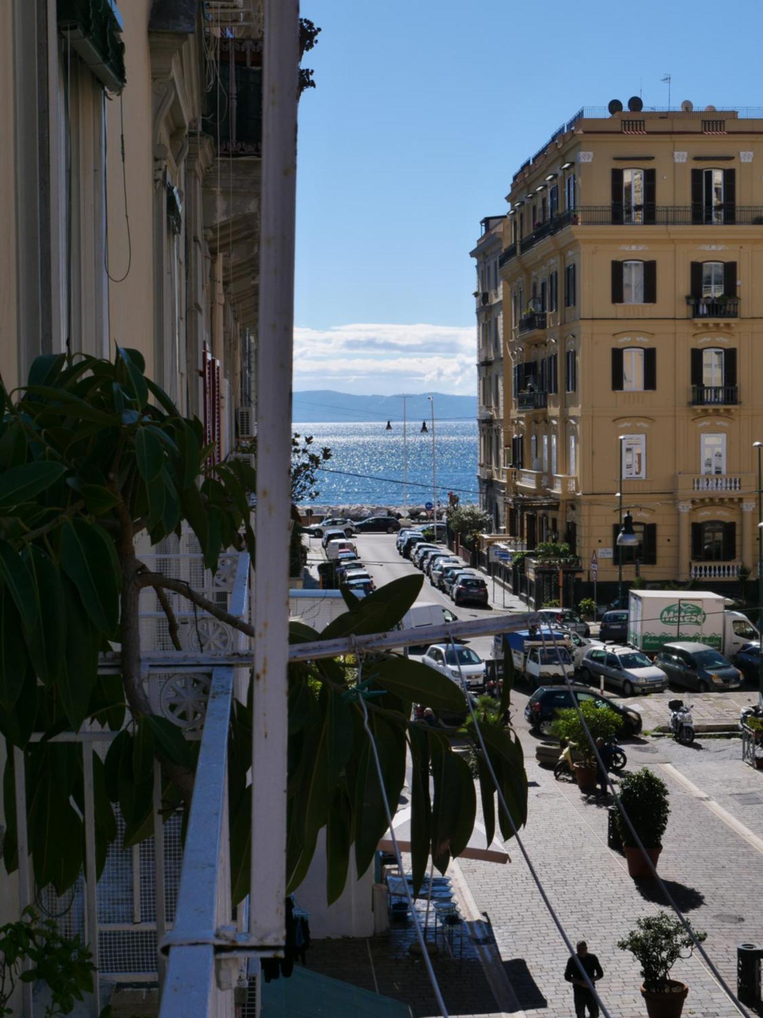 Salotto Sommer Bed & Breakfast Napoli Bagian luar foto