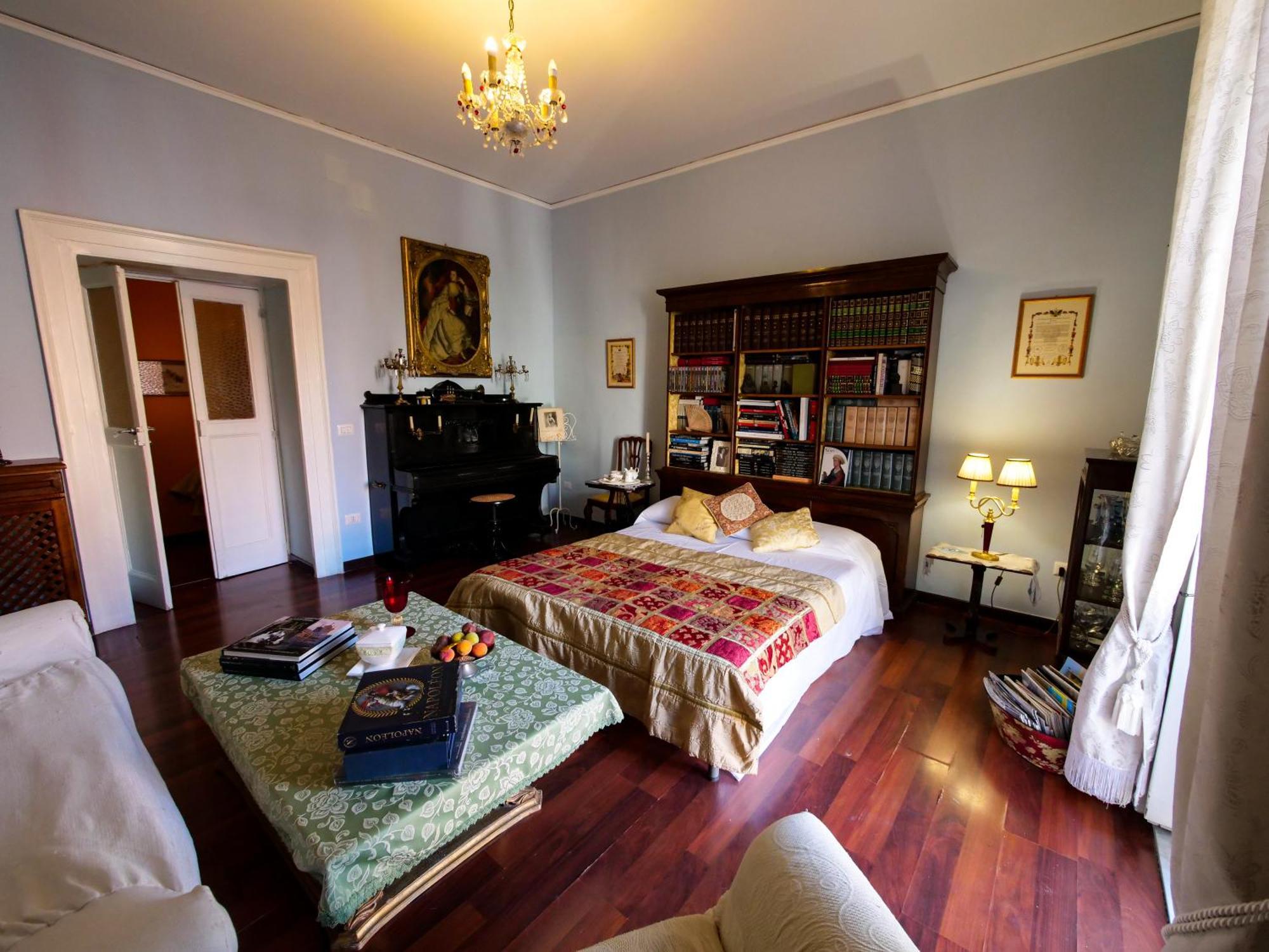 Salotto Sommer Bed & Breakfast Napoli Bagian luar foto